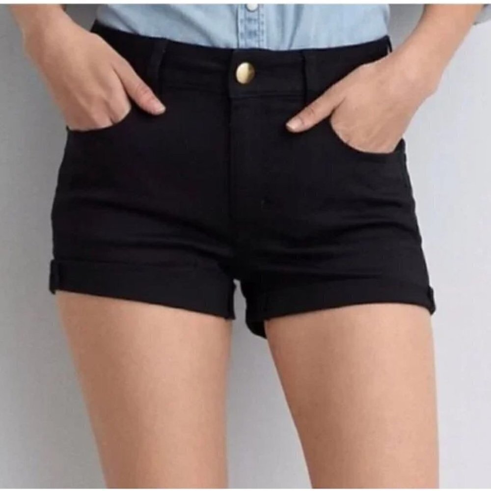 American Eagle AEO Black Distressed Roll Hem High Rise Jean Shortie 8